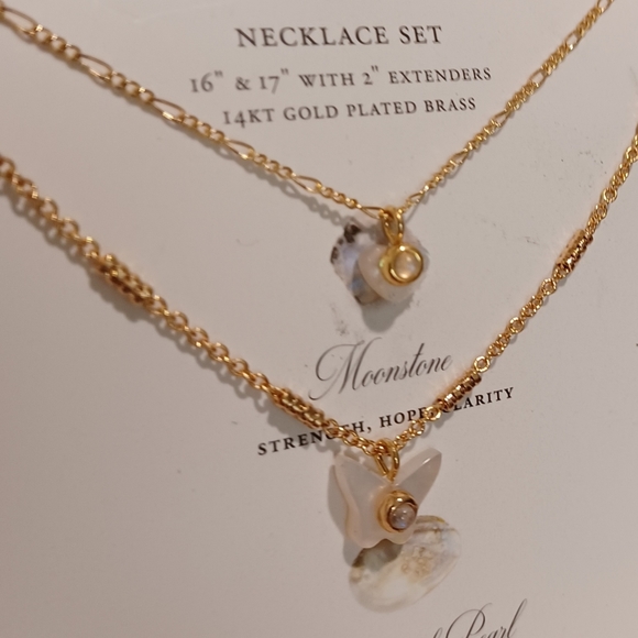 2 Luna Norte Gold plated Necklaces With 14kt gold plated 16” and 17” chains w/ - Picture 5 of 10